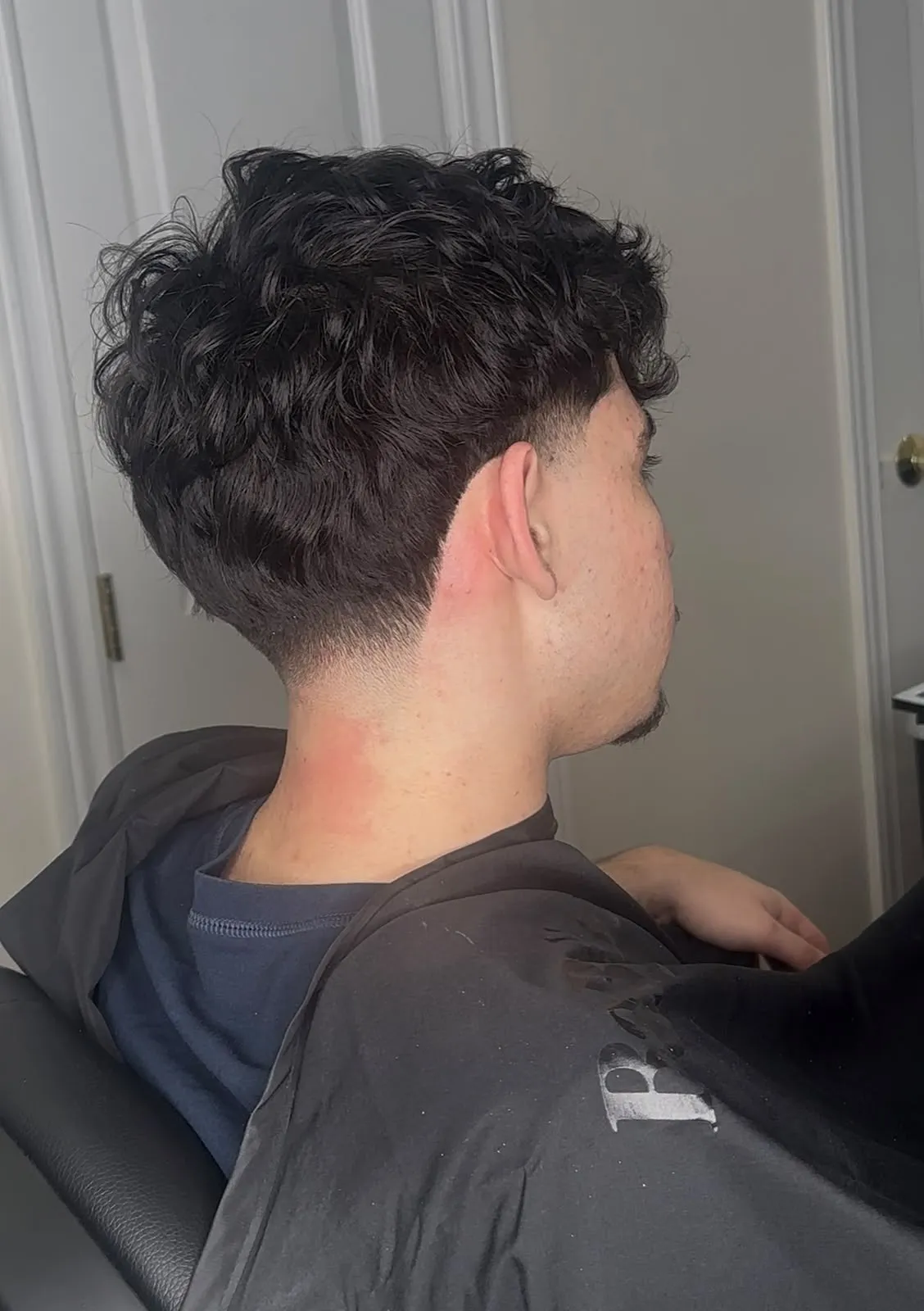 Mid Taper Fade & Texture, cut at Markcutit